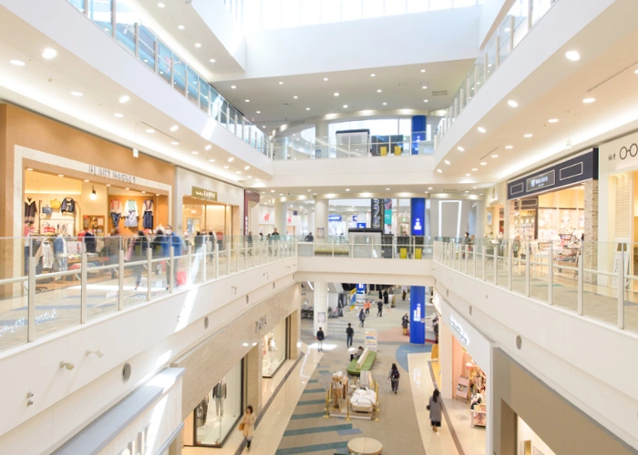 不動産・サービス事業